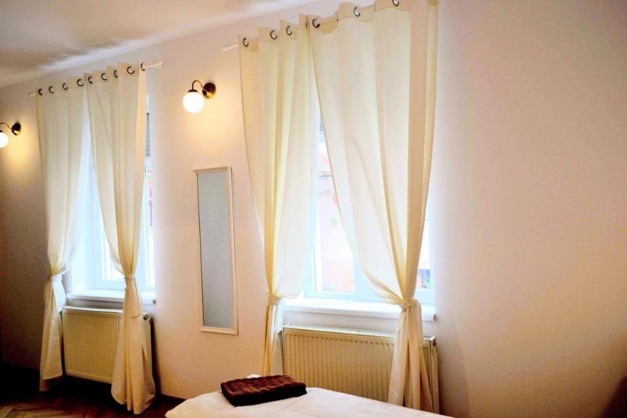 Twins Boutique Korsy Lejlighed Sibiu Eksteriør billede